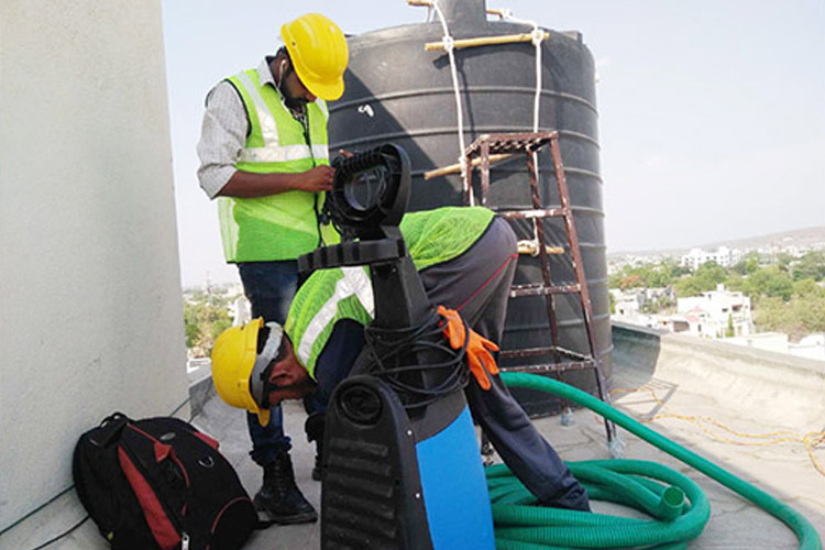 commercial water tank cleaning services